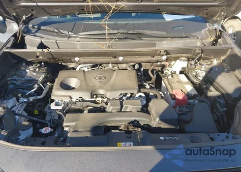 2023 Toyota Rav4 Xle z USA, uszkodzony, nr VIN 2T3W1RFV0PC238372